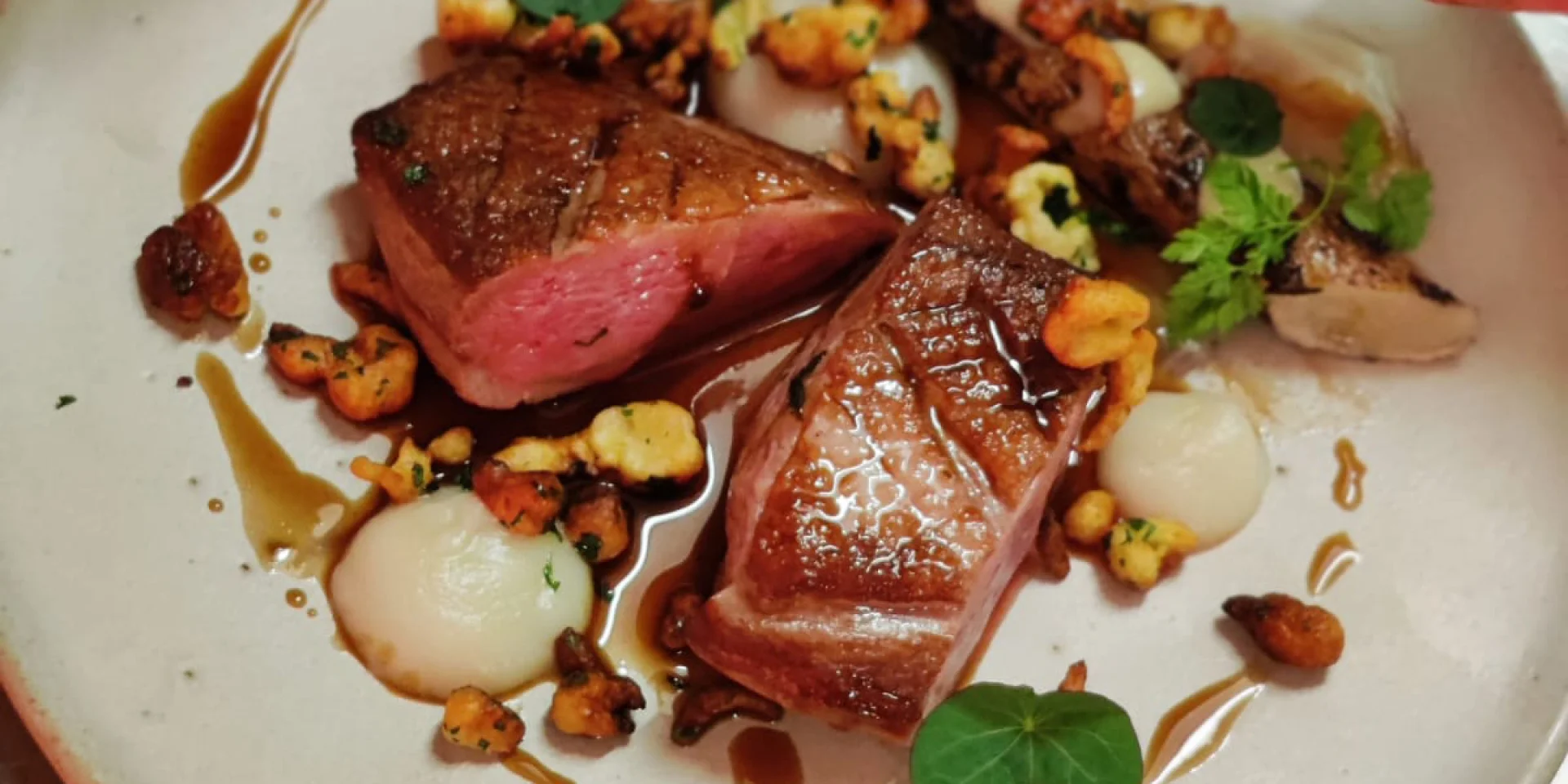 Recipe from L'Arbre Vagabond restaurant DUCK FILET, TOPINAMBOURS PUREE, SALSIFIS & SPÄTZLES