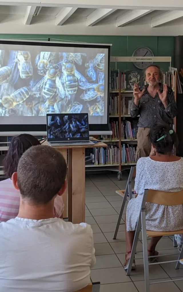 Bee Conference at the Library
