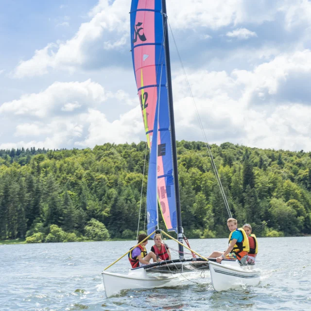 Voile Au Lac De Lavalette